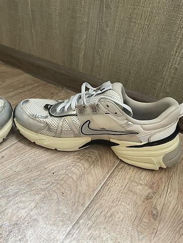 nike react: Мужские кроссовки, 42, Nike, Б/у, цвет - Белый, Самовывоз, Платная доставка — 2