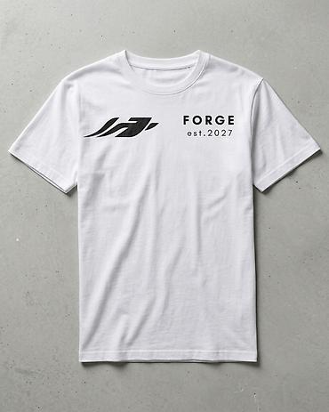 qis geyimleri: Ağ rəngli qısaqoll T‑shirt – FORGE est. 2027 loqolu - Minimalist — 1