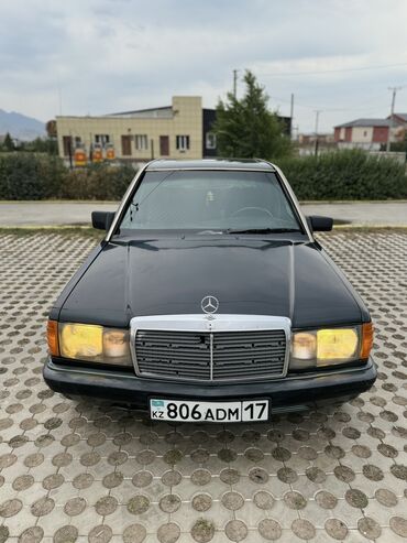 крыло на гольф 2: Mercedes-Benz : 1989 г., 2 л, Механика, Бензин, Седан