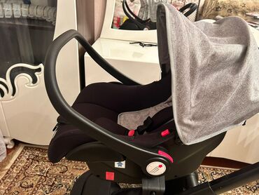 Modullu arabalar: Uşaq arabası – qatlanan, yığcam və möhkəm konstruksiyalı. - Rəng — 45