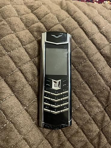 Vertu rəng - Qara, Düyməli