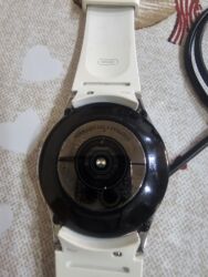 цена плейстейшен 3: Смарт часы, Samsung, Сенсорный экран, цвет - Белый