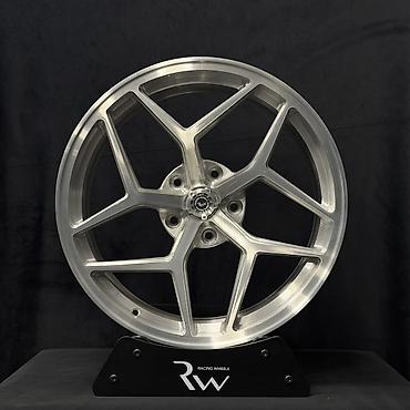 41 5: Диски R 20 BMW, Комплект, отверстий - 5, Новый — 1
