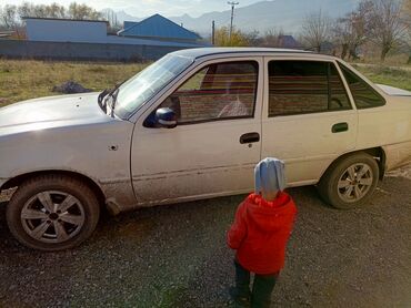 Daewoo: Daewoo Nexia: 2013 г., 1.5 л, Механика, Бензин, Седан