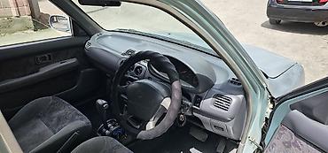 385 55: Nissan Micra: 1998 г., 1.3 л, Механика, Бензин, Хэтчбэк — 1