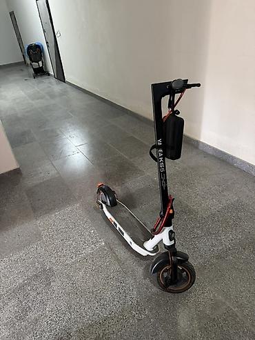 yadea ks5: Teze kimidir problemi yoxdur 1 ay surulub maksimal surret 30 50-55km — 3