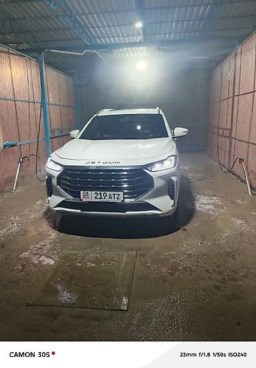 Jetour: Jetour X70M: 2023 г., 1.6 л, Робот, Бензин, Кроссовер — 9