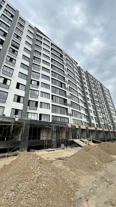квартира на долгий срок ак орго: 2 комнаты, 70 м², Элитка, 8 этаж, ПСО (под самоотделку)
