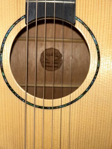 Akustik gitaralar: Akustik gitara, 6 sim, İşlənmiş, Pulsuz çatdırılma, Ünvandan götürmə — 8