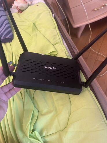 zyxel модем: Tenda Wi‑Fi marşrutlayıcı - Marka: Tenda - 3 ədəd tənzimlənən antena