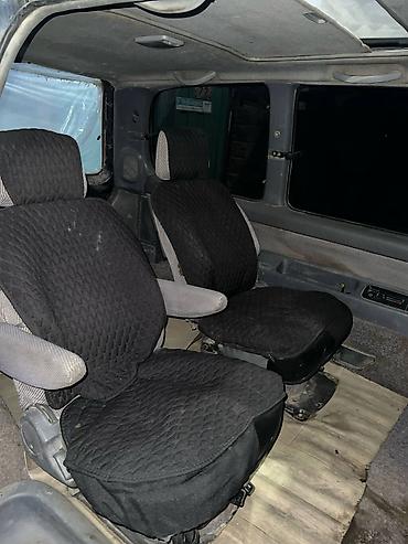 Транспорт: Nissan Serena: 1993 г., 2 л, Механика, Бензин, Минивэн — 8
