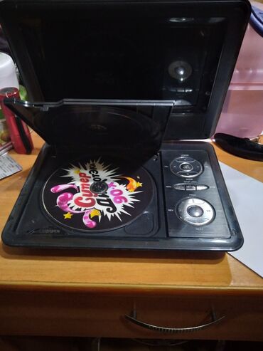 Телевизоры: Телевизоры кинескопные (CRT) 1) Universum FT 8168 T - Цветной — 7