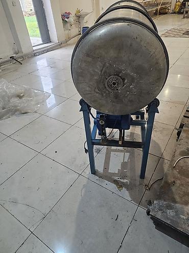 Digər istehsal avadanlığı: Reduktor 40/1 ə yaxşı vəzyətdə 110manata mikser yaxşı vəzyətdə — 7