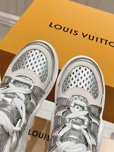 luis vitton: Кроссовки, 38, Louis Vuitton, Новый, цвет - Серебристый, Самовывоз, Платная доставка — 3
