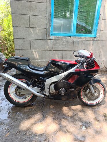 очень нужны: Спортбайк Yamaha, 400 куб. см, Бензин, Взрослый, Б/у