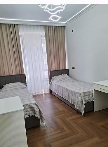 Квартиры: 3 комнаты, 106 м², Асанбай мкр Элитка, 9 этаж, Дизайнерский ремонт — 9
