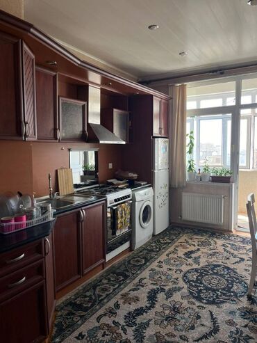 Uzunmüddətli kirayə mənzillər: Mənzil kirayə verilir. 16.9 mər. 2 otaq, 80 kv. Əhmədli metro — 11