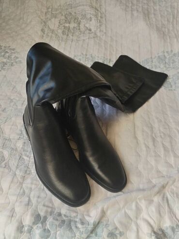 crne cizme iznad kolena: Čizme, Reserved, 39