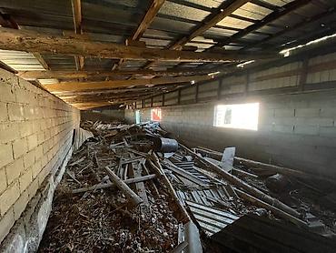 Продажа коттеджей и домов: Продаётся капитальный дом с большим крытым двором-навесом и гаражными — 8