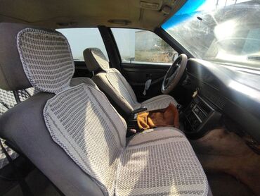 Audi: Audi 100: 1989 г., 1.8 л, Механика, Бензин, Седан — 8