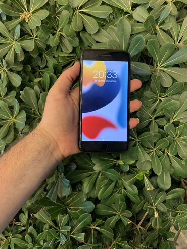apple 8 plus qiymeti: IPhone 7 Plus, 128 ГБ, Черный, Отпечаток пальца