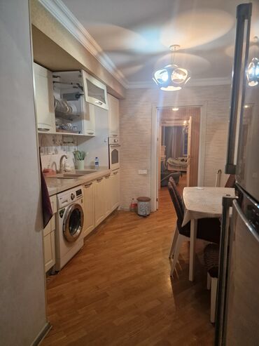 Uzunmüddətli kirayə mənzillər: Geniş və işıqlı mənzil – klassik üslubda tam mebel və texnika ilə — 8