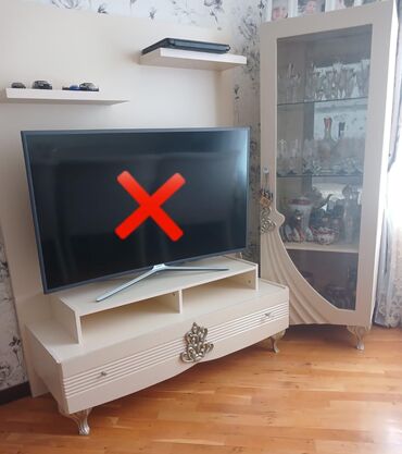 Masa və oturacaq dəstləri: Tv stend ve qorka.qiymet 150 man.unvan yeni Gunesli.kod6000⚡gnk