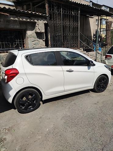black: Chevrolet Spark: 2020 г., 1 л, Автомат, Бензин, Хэтчбэк — 4