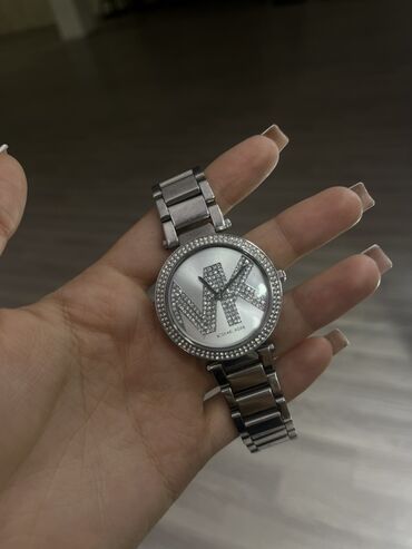 продать часы бишкек: Элегантные женские наручные часы Michael Kors в оригинале б/у. Брала