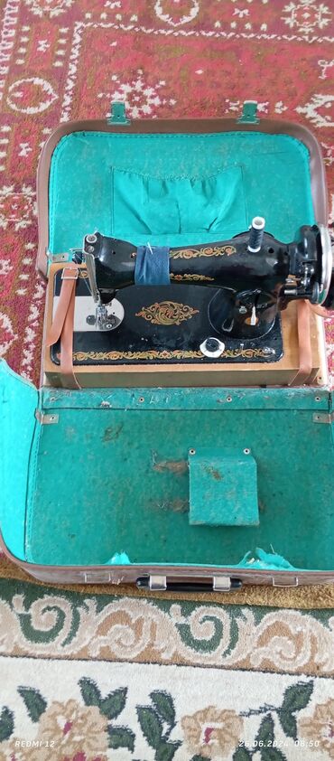 4 нитка швейный: Тигүүчү машина Механикалык, Тигүүчү-саймалоочу, Кол менен