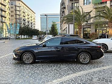 sonata disk: Hyundai Sonata – xamelion rəngi yeni nəsil fastback dizaynlı sedan — 8