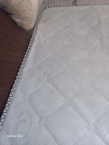 bağ qaycı: Matras 2 nəfərlikdi. Az işlənib, səliqəli vəziyyətdədi. Çatdırılma — 2