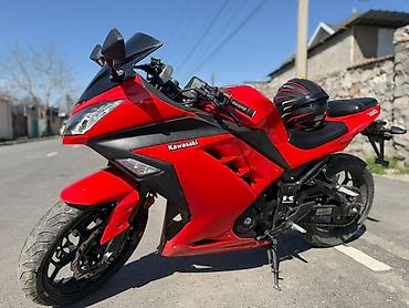 Kawasaki Ninja 300 (серия EX) — спортбайк в ярком красном цвете с at lalafo.kg Kawasaki Ninja 300 (серия EX) — спортбайк в ярком красном цвете с