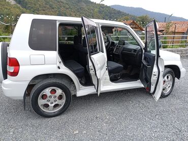 Mitsubishi: Mitsubishi Pajero: 2 l | 2000 il 150000 km Ofrouder/SUV — 2