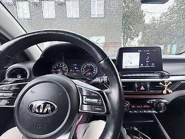 124 e500: Kia K3: 2019 г., Автомат, Бензин, Седан — 3