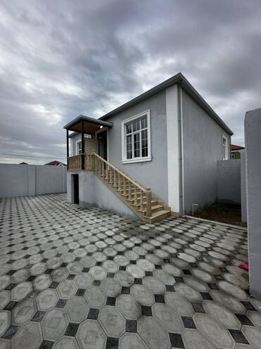 SIM-карты: Мамедлы 3 комнаты, 100 м², Свежий ремонт