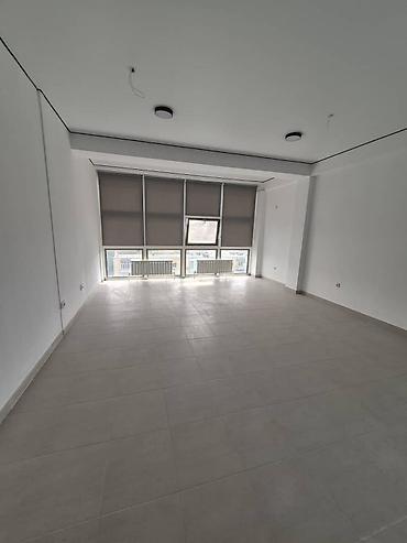 круглый: Продажа офисов 216 м², С ремонтом, Бизнес центр, 8 этаж — 9