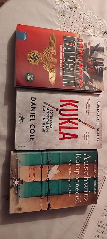 kuklalar evi: Məhsul: 2 ədəd türkcə kitab dəsti (arxa qapaqlar görünür) KAVQAM — 2