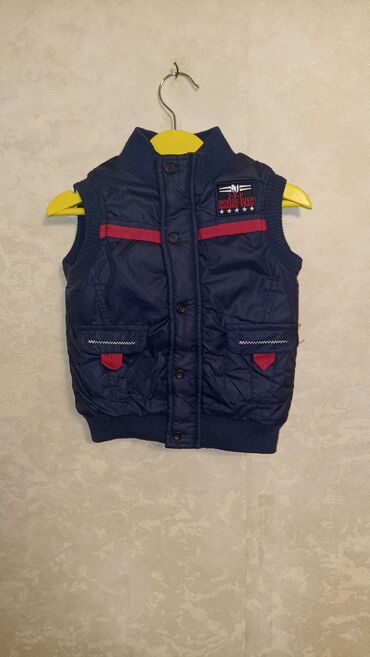 Kurtkalar: Qolsuz balonkalar.Hədiyyəli🙂 -da lalafo.az — 8 Kurtkalar: Qolsuz balonkalar.Hədiyyəli🙂 — 8