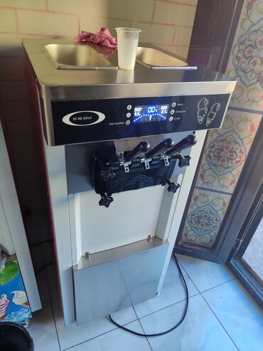 холодильные: Мороженое аппарат балмуздак аппарат сатылат жапжаны бойдон