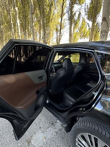 Toyota: Toyota Venza: 2021 г., 2.5 л, Вариатор, Гибрид, Кроссовер — 8