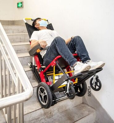 инвалидная коляска детская: Инвалидная коляска ходит по лестнице. немецкий бренд .электрическая