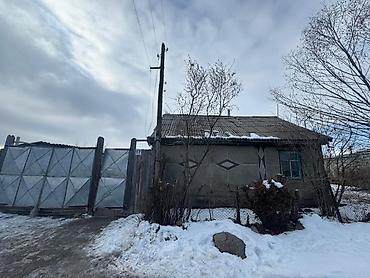 Продажа коттеджей и домов: Продаётся жилой дом с хозяйственным двором. с участком 15 соток. 4 — 7