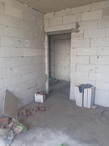 Mənzillər: Yasamal, 1 otaqlı, Yeni tikili, m. İnşaatçılar, 44 kv. m — 6