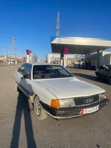 Audi 100: 1984 г., 1.8 л, Механика, Бензин, Седан