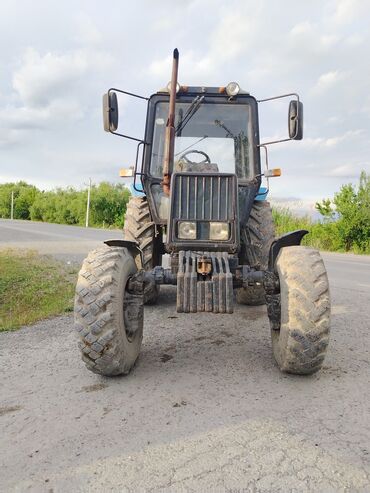 gence traktor zavodunda traktorlarin qiymeti: Traktor