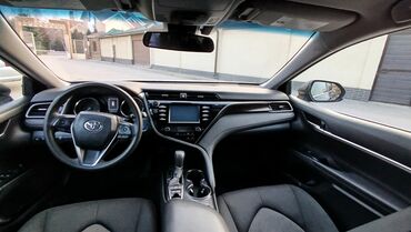 Toyota: Toyota Camry: 2019 г., 2.5 л, Типтроник, Гибрид, Седан