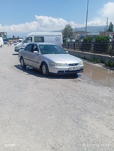 авто без прав: Honda Accord: 2000 г., 1.8 л, Автомат, Бензин, Седан — 3