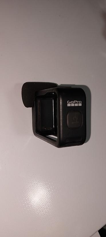GoPro Smart Remote + Frame korpusu və külək filtri (mikrofon köpüyü)