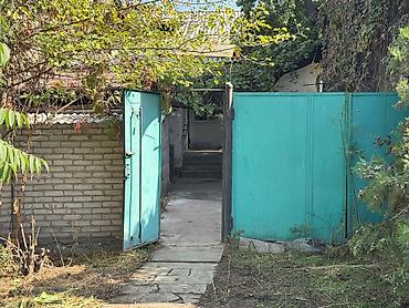 толстого: 3-х комнатная квартира, в доме с участком 2 сотки. Потолки 3,5 метра — 2